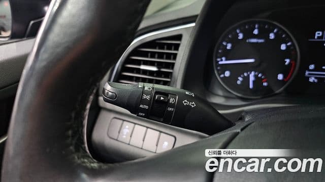 Hyundai Avante AD 1.6 GDI Smart, 2016 19