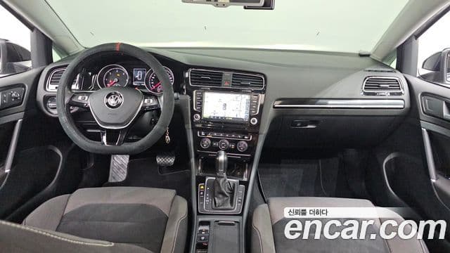 Volkswagen Гольф 7세대, 2016 7