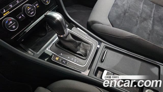 Volkswagen Гольф 7세대, 2016 9