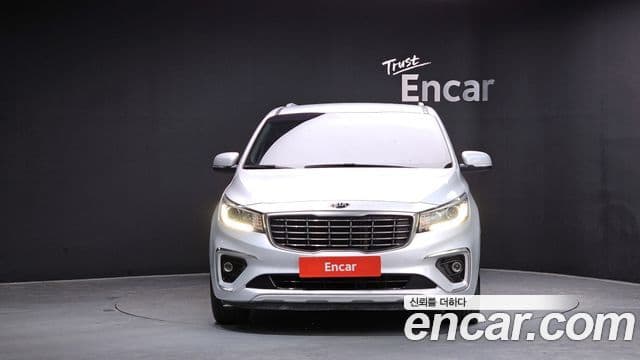 Kia The / новый New Carnival Luxury, 2019 3