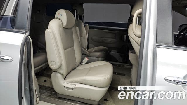 Kia The / новый New Carnival Luxury, 2019 12