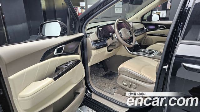 Kia Carnival 4세대 Signature, 2022 11