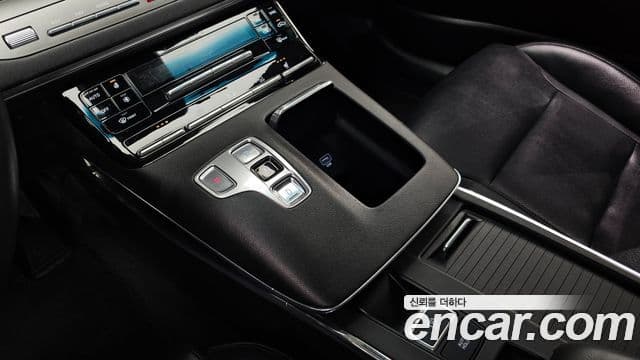 Hyundai The / новый New Grandeur IG Modern, 2020 9