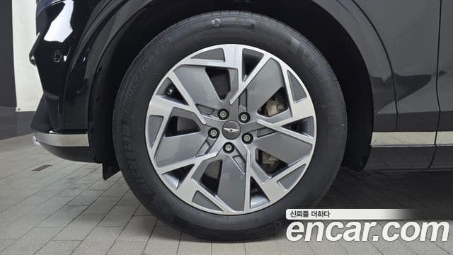 Genesis electrified GV70 e-AWD, 2022 все фото