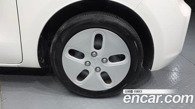 Kia The / новый New Ray Prestige, 2022 все фото