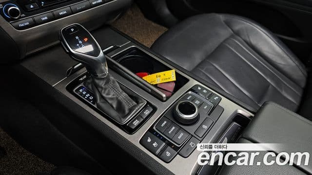 Hyundai Genesis DH Exclusive, 2016 9