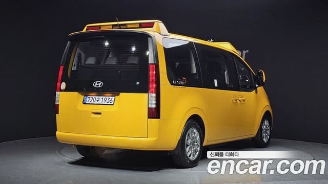 Hyundai Staria 11인승, 2025 2