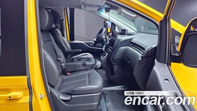 Hyundai Staria 11인승, 2025 11