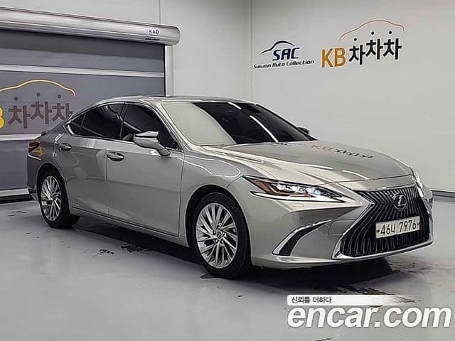 Lexus ES300h 7세대 Executive, 2019 все фото