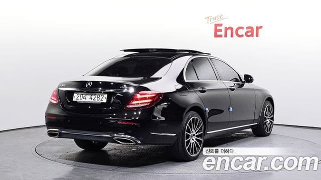Mercedes-Benz E-класс W213 Exclusive, 2017 2