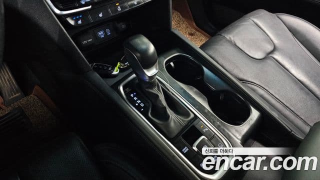 Hyundai Santa Fe TM Prestige, 2019 9