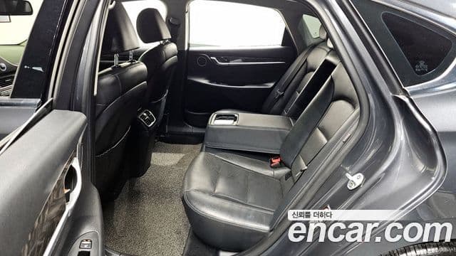 Hyundai Grandeur IG Premium, 2018 12