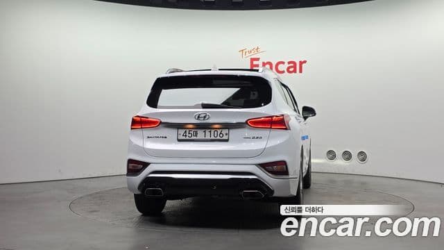 Hyundai Santa Fe TM Inspiration, 2019 4