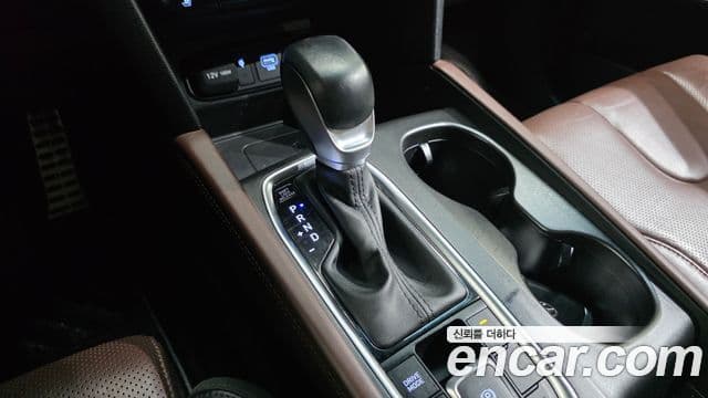 Hyundai Santa Fe TM Inspiration, 2019 9