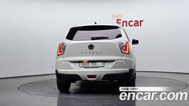 KG모빌리티(SsangYong) Tivoli VX 2WD, 2017 4