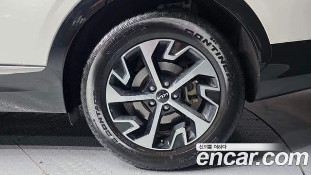 Kia Sportage 5세대 гибрид Signature 2WD, 2024 все фото