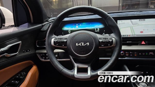 Kia Sportage 5세대 гибрид Signature 2WD, 2024 13