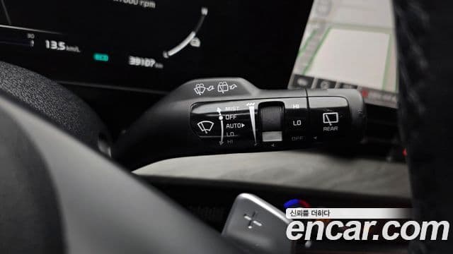 Kia Sportage 5세대 гибрид Signature 2WD, 2024 18