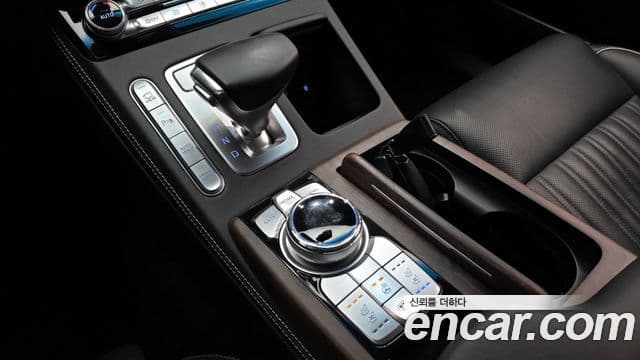 Genesis G90 Prestige, 2019 9