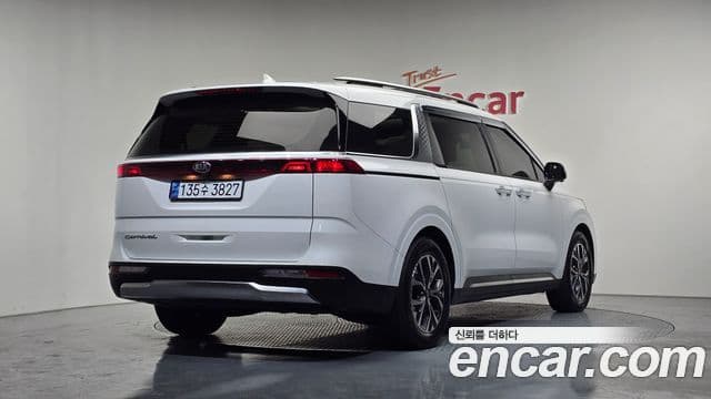 Kia Carnival 4세대 Signature, 2021 2