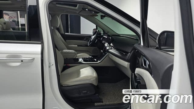 Kia Carnival 4세대 Signature, 2021 11