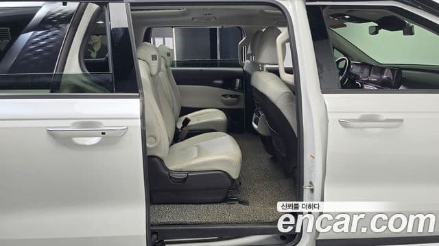 Kia Carnival 4세대 Signature, 2021 12