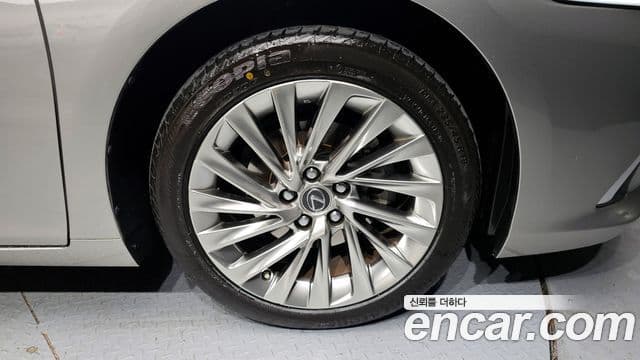 Lexus ES300h 7세대 Luxury Plus, 2021 все фото