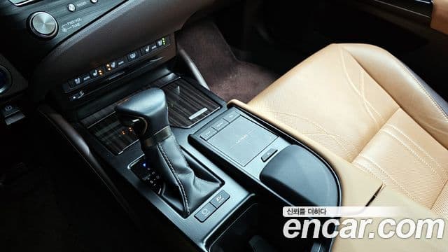 Lexus ES300h 7세대 Luxury Plus, 2021 9