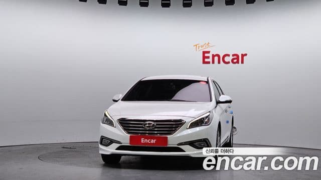 Hyundai LF Sonata Special, 2017 3