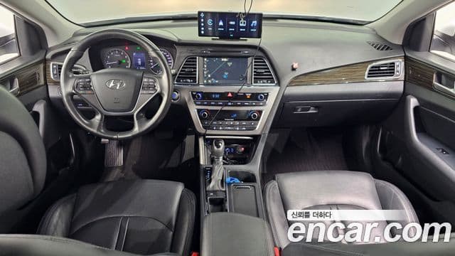 Hyundai LF Sonata Special, 2017 7