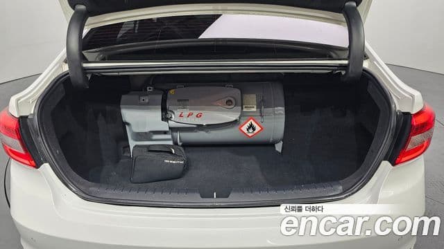 Hyundai LF Sonata Special, 2017 20