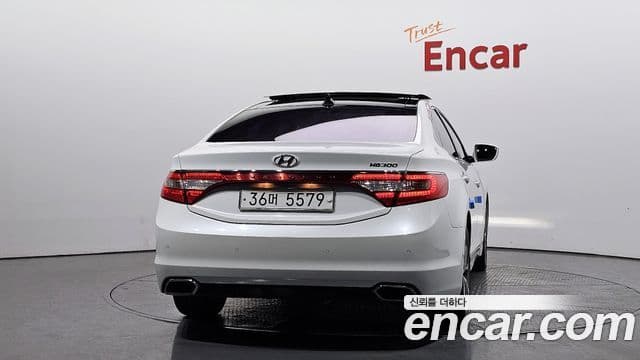 Hyundai Grandeur HG Modern, 2015 4