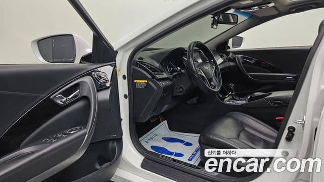 Hyundai Grandeur HG Modern, 2015 10