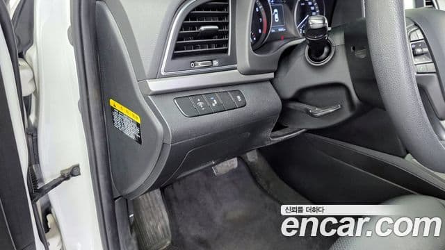 Hyundai Avante AD 1.6 GDI Value Plus, 2018 17