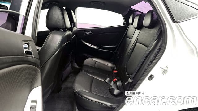 Hyundai Accent(новый кузов / новое поколение) 1.6 GDI top, 2012 13