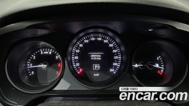 Renault Korea(Samsung) SM6 2.0 LPe PE (арендный автомобиль), 2017 8