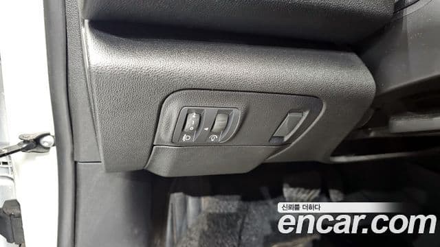 Renault Korea(Samsung) SM6 2.0 LPe PE (арендный автомобиль), 2017 17