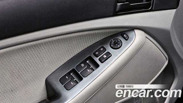 Kia K5 Special, 2013 21