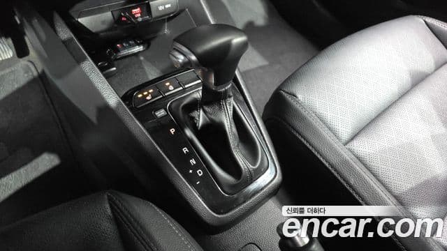 Kia Stonic Trendy, 2019 9