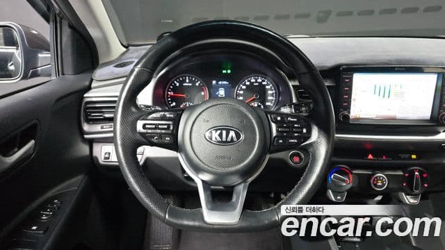 Kia Stonic Trendy, 2019 13