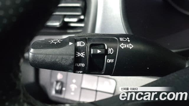 Kia Stonic Trendy, 2019 17