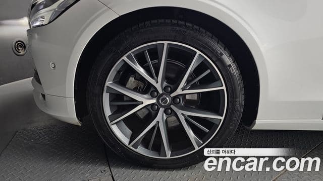 Volvo S90 D5 AWD Momentum, 2017 все фото