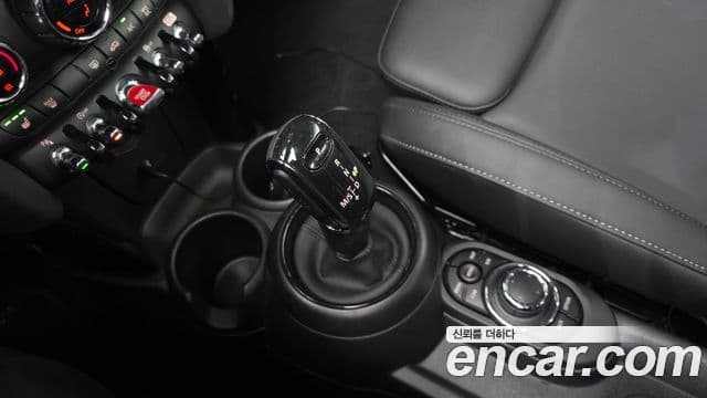 Mini Cooper кабриолет 3세대, 2024 9