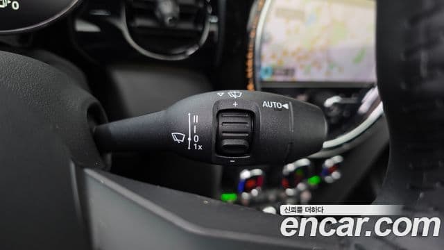 Mini Cooper кабриолет 3세대, 2024 16