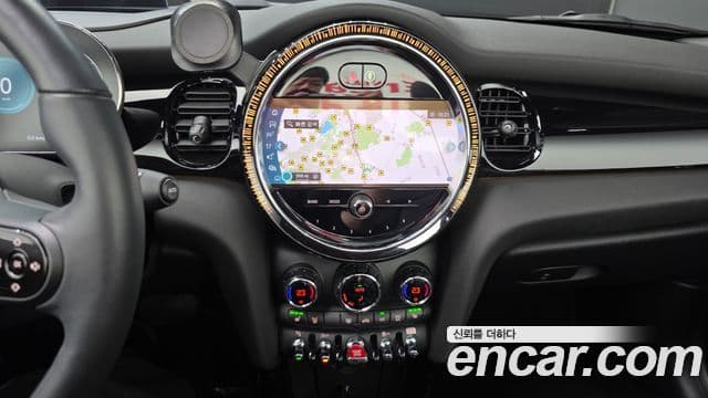 Mini Cooper кабриолет 3세대, 2024 17