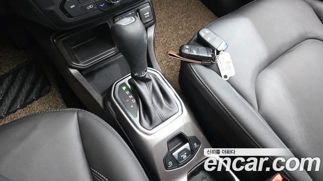 Jeep Renegade 1.3 Limited, 2022 9