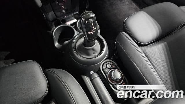 Mini Cooper 3세대, 2023 9