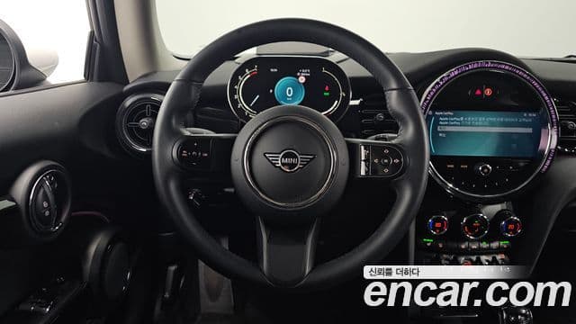 Mini Cooper 3세대, 2023 13