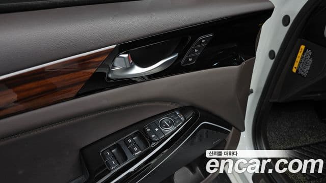 Kia All New K7 Special, 2016 17