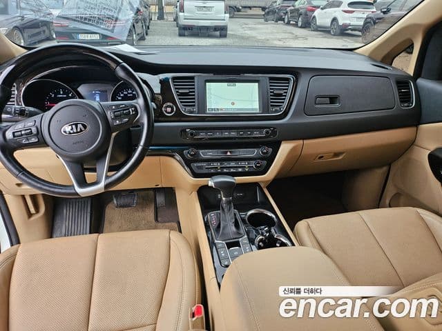 Kia The / новый New Carnival VIP, 2019 8